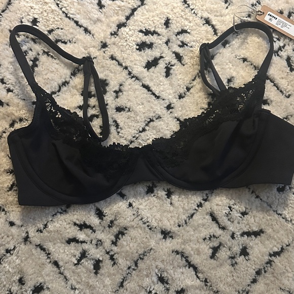 SKIMS Unlined Lace Scoop Bra Elegant Black Size 32B or 36A NWT - Picture 7 of 10
